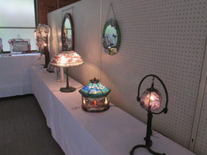 ステンドグラス作品展「悠久の煌めき」本日より開催